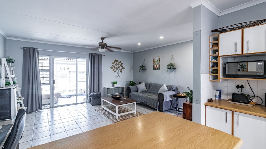 2 Bedroom Property for Sale in Abbotsford Eastern Cape